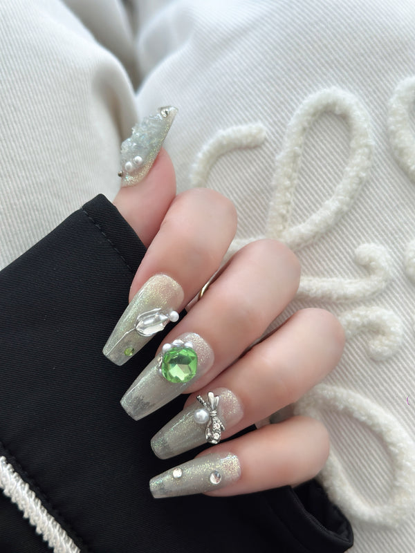 Y-Blossom Press on nails Handmade green ice
